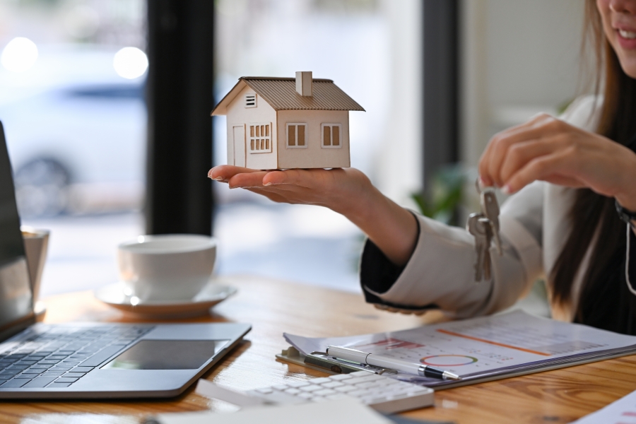 How Pear Recruitment Can Help you Find your First Lettings Agent Role